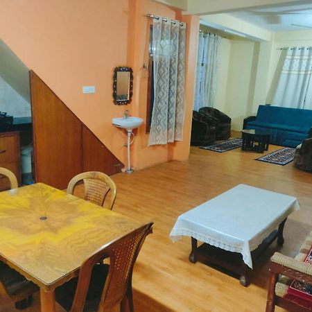 Thakur Apartment Shimla Exteriör bild