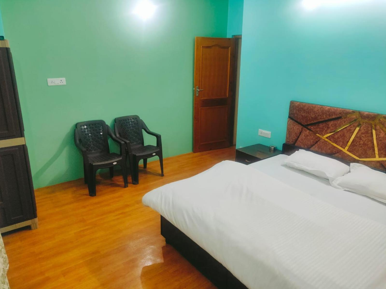 Thakur Apartment Shimla Exteriör bild